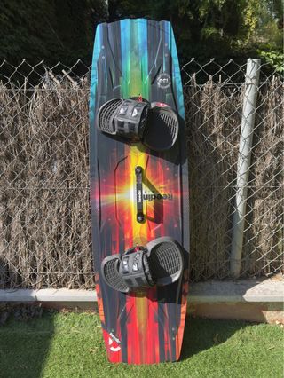 tabla kitesurf Reedin space agency 138