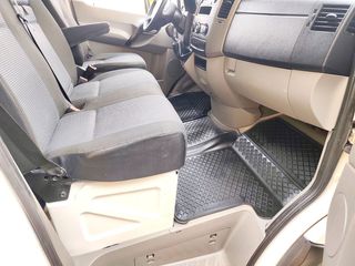 Mercedes-Benz SPRINTER L2H2 FURGON CERRADO 143CV