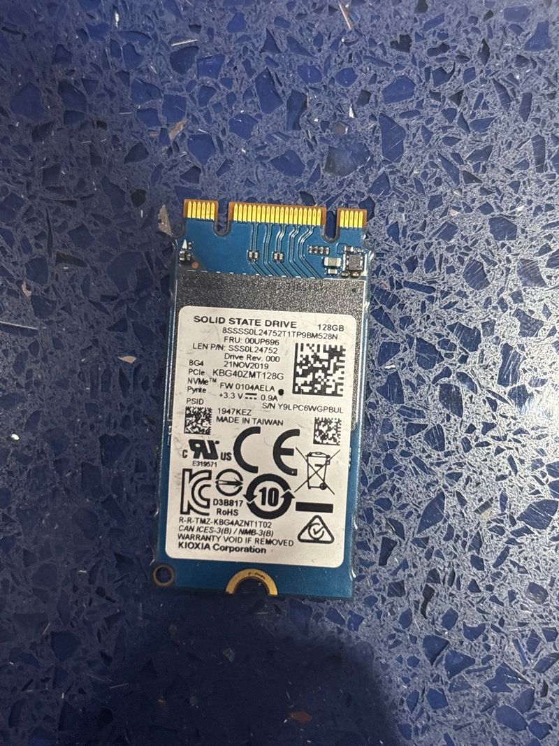 SSD Kioxia 128GB NVMe M.2