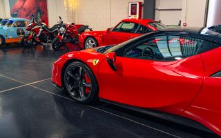 Ferrari SF90 Stradalle F1 Hibrido