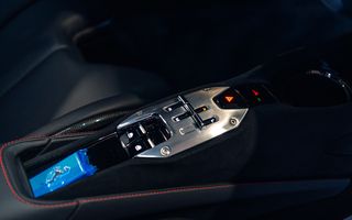 Ferrari SF90 Stradalle F1 Hibrido