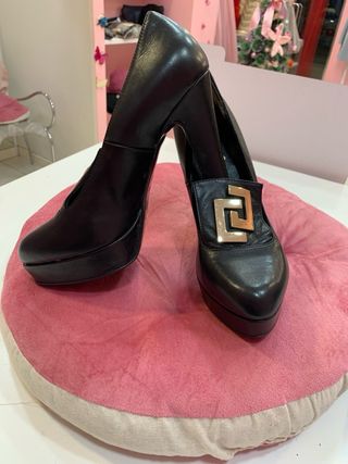 Decoltè donna Carla G. nere