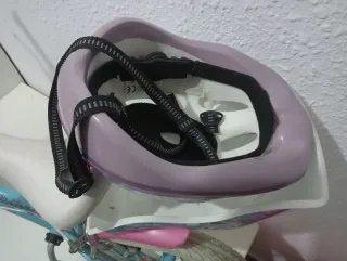 Bicicleta Frozen 14 con ruedines y casco