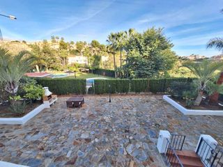 Chalet en alquiler en Calahonda en Mijas