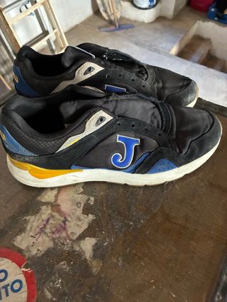 Zapatillas Joma Negras y Azules