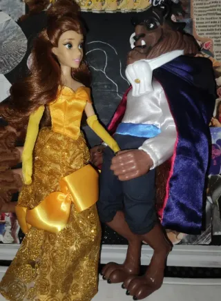 Pareja de figuras Bella y Bestia