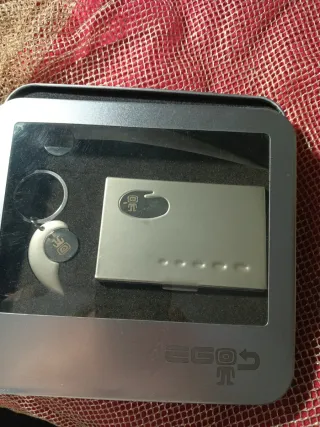 Set scrivania porta biglietti e taglia-lettere