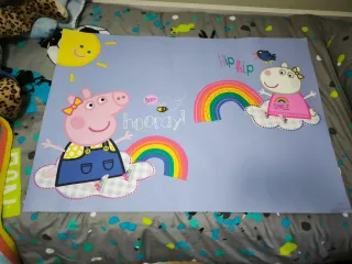 Póster Peppa Pig con arcoíris y sol