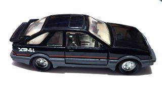 Modellino Ford Sierra XR 4i 1982 1:43