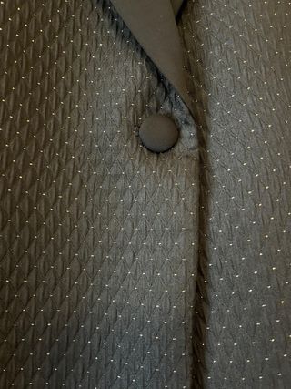 Blazer Mango fiesta negro detalles dorados T.M