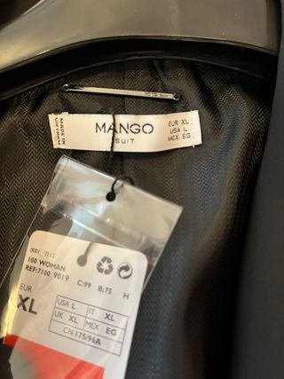 Blazer Mango fiesta negro detalles dorados T.M