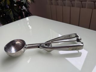 Cuchara para helado de metal