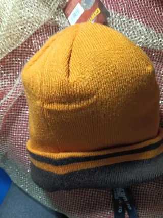 Cappello bimbo Gormiti arancione