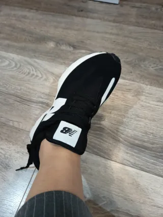 Zapatillas New Balance Unisex Negro/Blanco