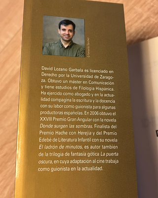 DESCONOCIDOS: Premio EDEBÉ de Literatura Juveni...