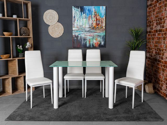 Conjunto de mesa con 4 sillas blanco