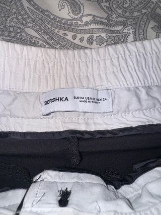 Pantalón ancho Bershka cintura blanca