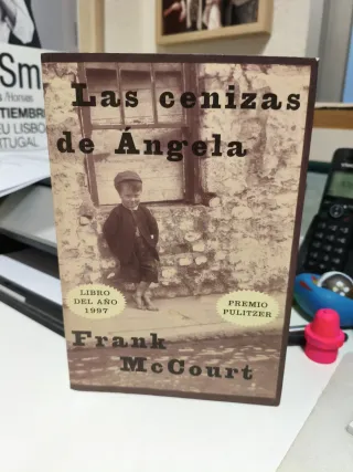 Las cenizas de Ángela: Una novela de memorias e...