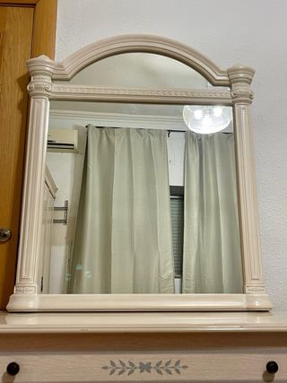 Conjunto Cabecero, Cómoda, Espejo y Mesillas