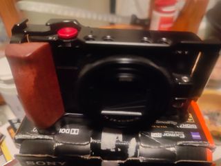 Cámara Sony RX100 VII compacta negra