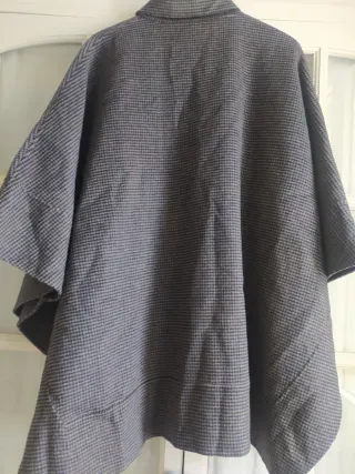 Capa Estampado Gallo Talla Única