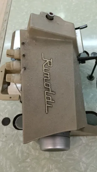 Remachadora de coser industrial