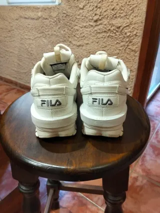 Deportivos Fila Blancos
