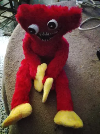 Muñeco Huggy Wuggy Rojo