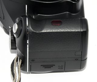 Cámara Pentax K-X + Lente SMC 35-70