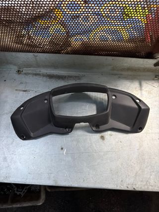 Marco embellecedor marcador Aprilia RS 125 2022