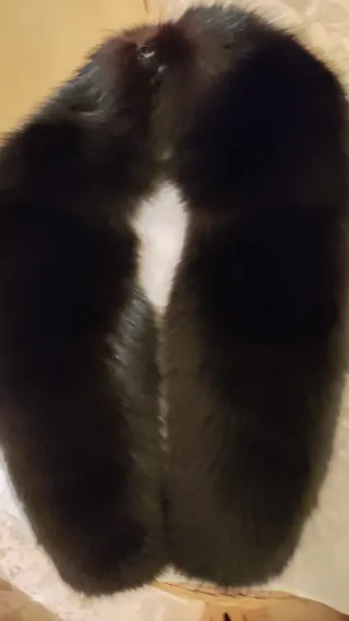 Cuello Piel Zorro Negro Auténtico.