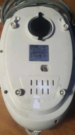 Centro stiro DeLonghi 2200W