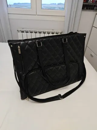 Bolso Nevera Negro Acolchado