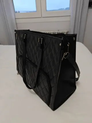 Bolso Nevera Negro Acolchado