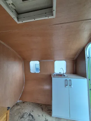 Caravana verde vintage. Proyecto sin acabar!