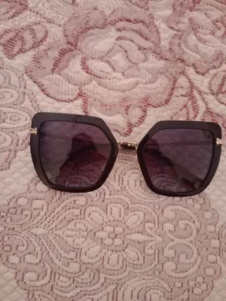 Occhiali da sole Marc Jacobs neri e oro