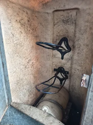 Remolque JM para 2 caballos amor