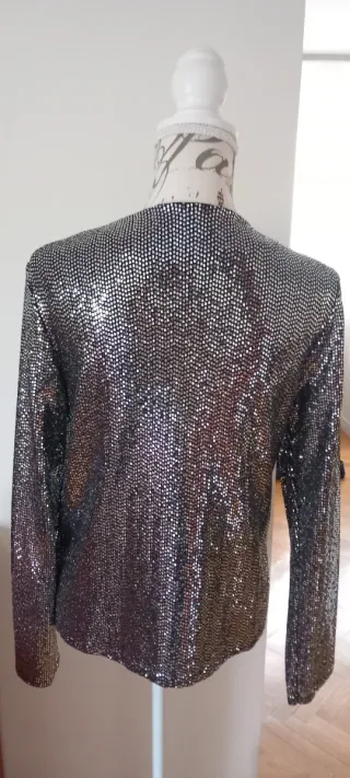 Chaqueta de mujer fantasia de strass plateada
