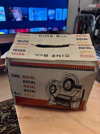 Proyector Cine Royal 8mm + 2 Películas