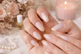 Uñas, postizas, mantenimiento, naturales.