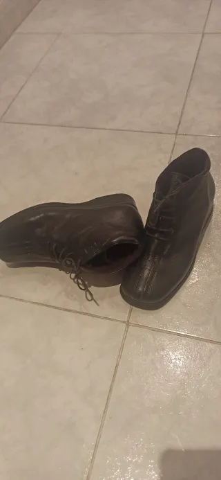 NUEVO Botín piel niña talla 34 negro