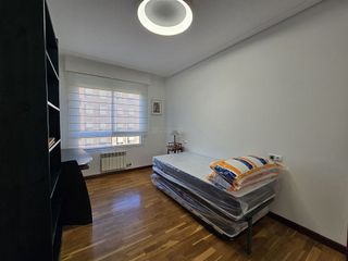 Piso en alquiler en Cascajos - Piqueras en Logroño