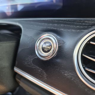 Mercedes-Benz Clase E 200 9G-TRONIC AUTOMÁTICO