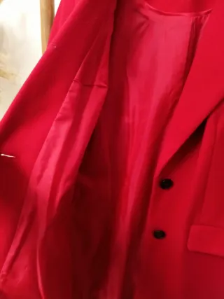 Abrigo paño rojo