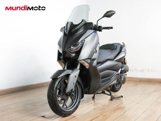 YAMAHA X-MAX 125
