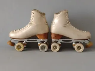 Pattini a rotelle bianchi Risport Giada 255 (38)