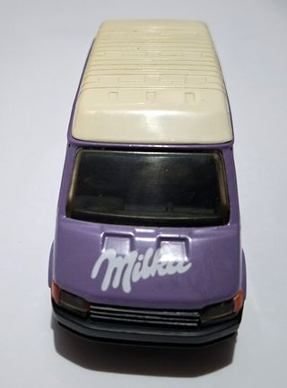 Modellino Ford Transit 1989 1:43 Milka