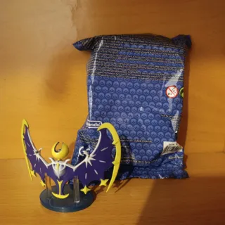 Figura Pokémon Luna (Reserva)