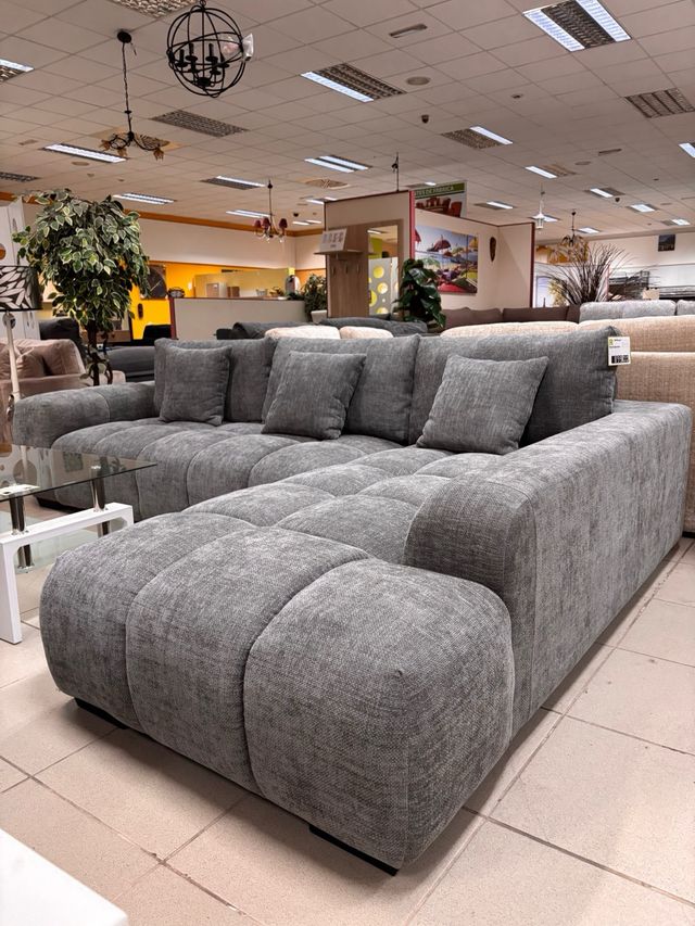 Chaiselongue moderno gris tela