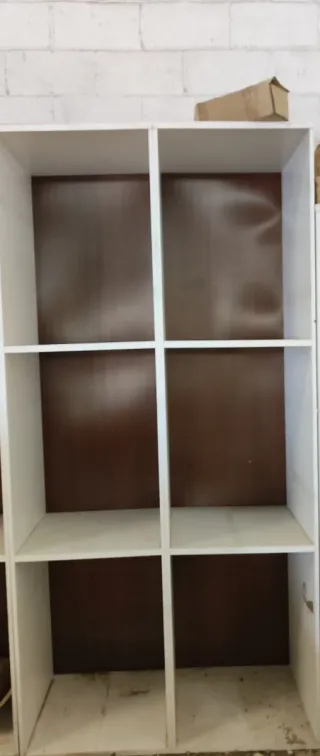 Estantería modular de madera